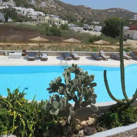 Corali 2* Chora (Ios)