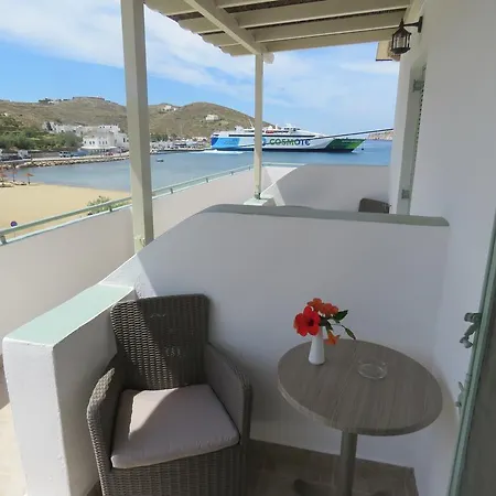 Corali 2* Chora (Ios)