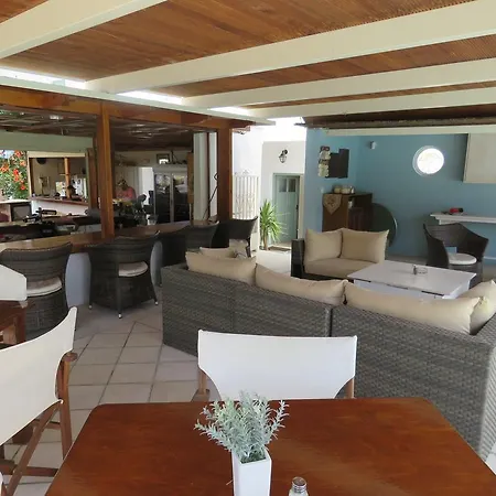 Corali 이오스 코라