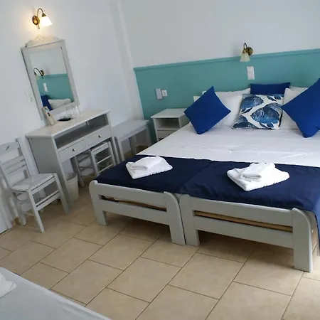 Corali 2* Chora (Ios)